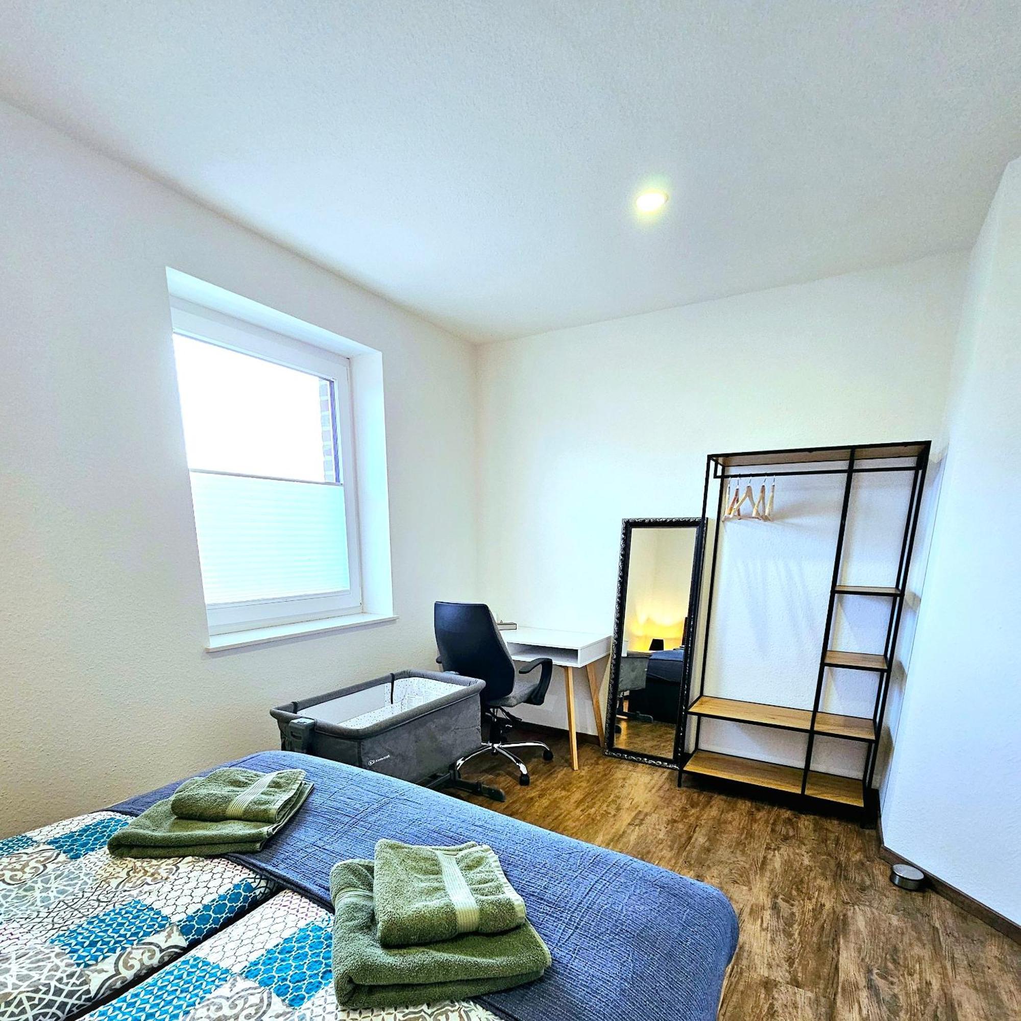 Exklusive Ferienwohnung In Lingen Holthausen 2Zim, 2Badez,Kueche,Balkon,Waschmaschine Ngoại thất bức ảnh